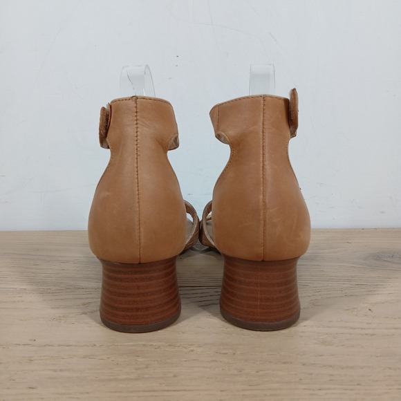Clarks Sandals Womens 9.5M Tan Leather Ankle Strap Block Heel Comfort Classic - Picture 5 of 11